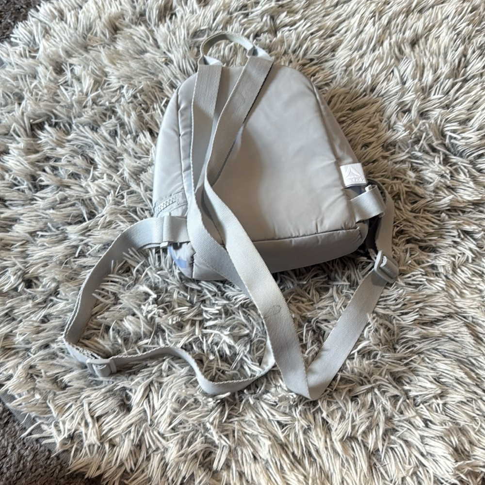 Reebok Mini Backpack - Picture 3 of 6